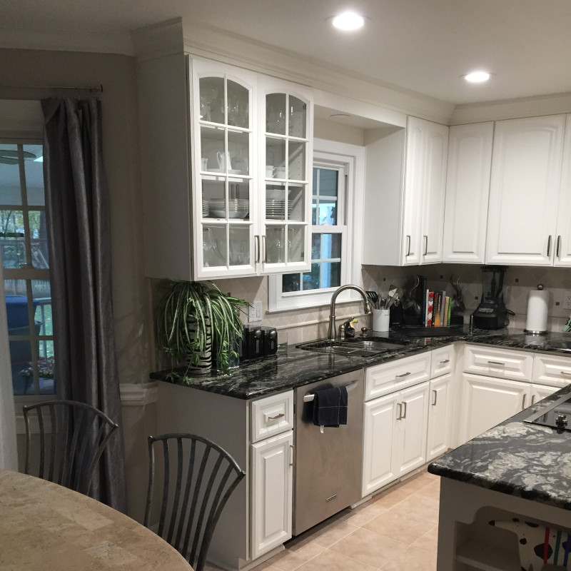 4 Things to Consider When Choosing Kitchen Cabinets and Countertops