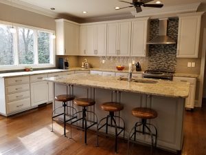 Reasons to Include Island Seating in Your Kitchen Cabinetry Design