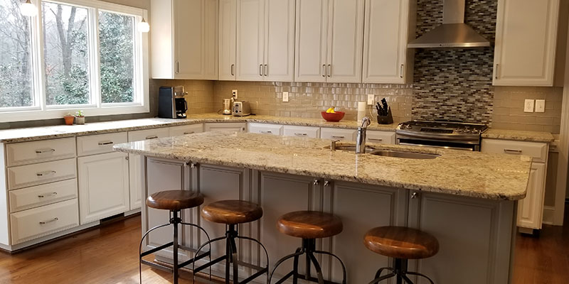 Reasons to Include Island Seating in Your Kitchen Cabinetry Design